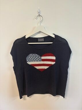 Wooden ships American Flag Tope Size Small